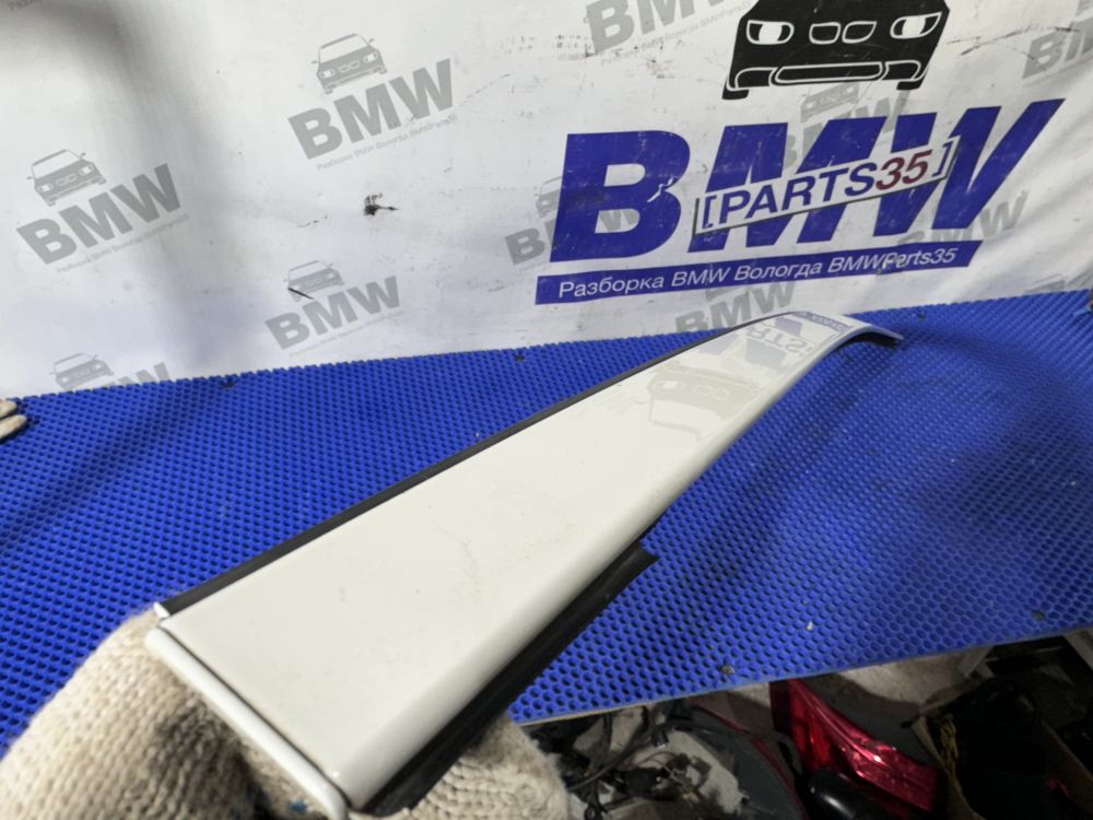 Молдинг крыши BMW F11 левый, цвет 300 белый