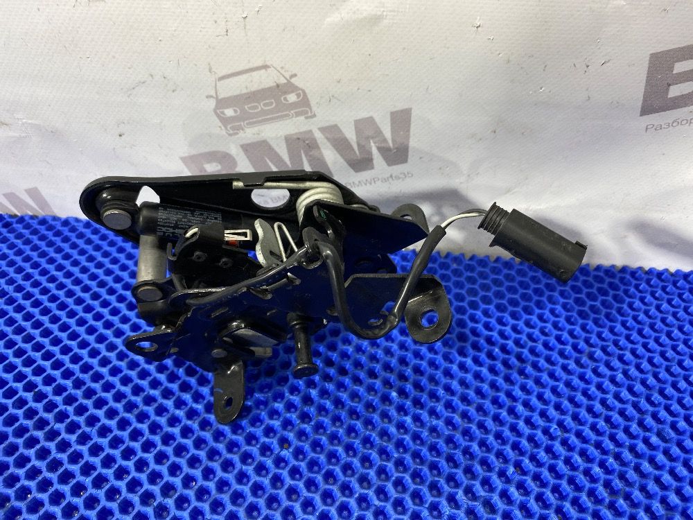 Замок капота BMW F10, F07, F01 левый