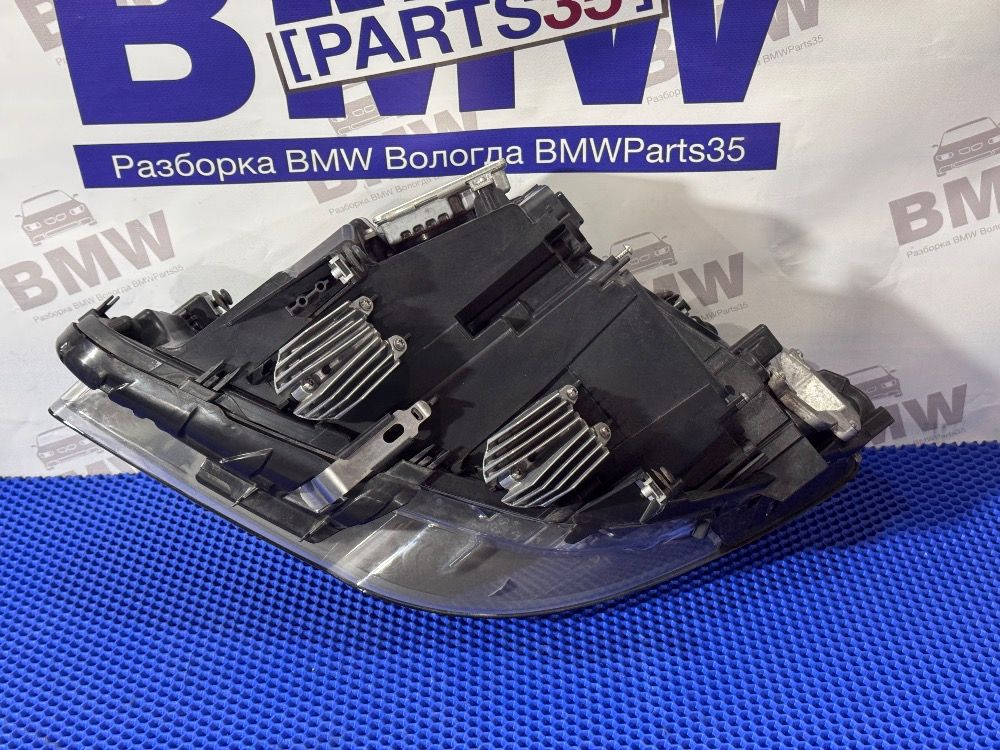 Передняя правая фара BMW F10 дорестайл адаптив
