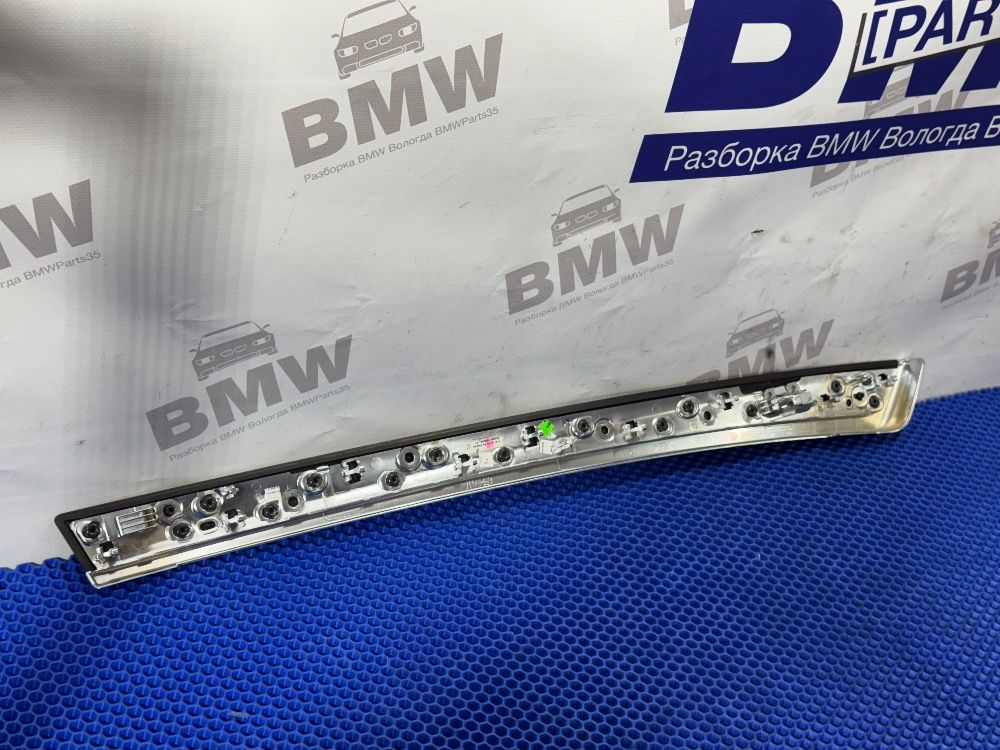 Накладка правой двери BMW F10 Fineline