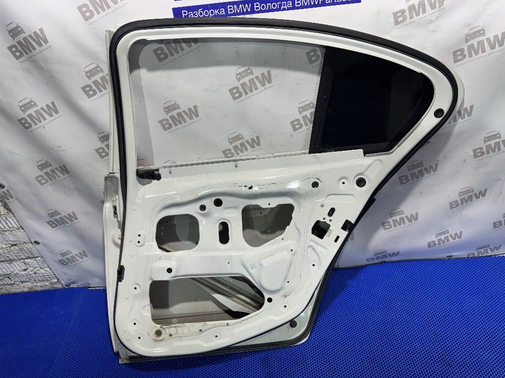Оригинальная задняя правая дверь BMW F10