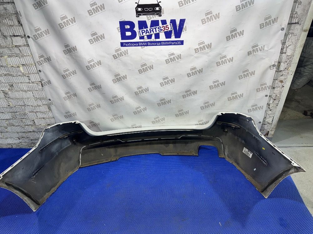 Бампер задний BMW F11 на седан не подходит!
