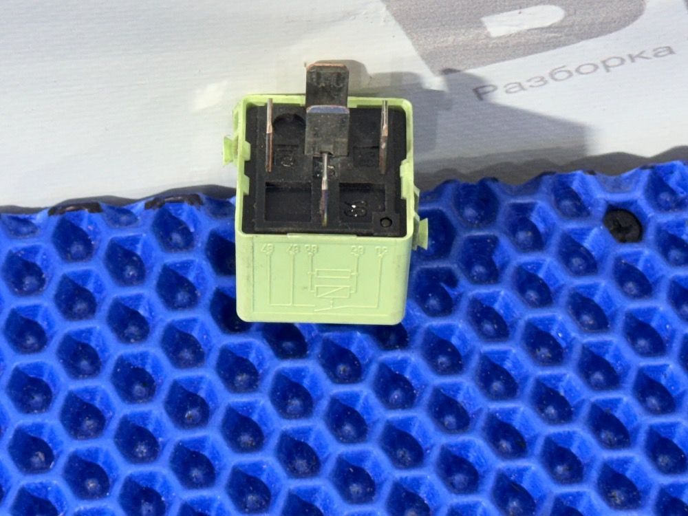 Реле BMW E60, E90, E70, F10, F01, F30, E30, E46
