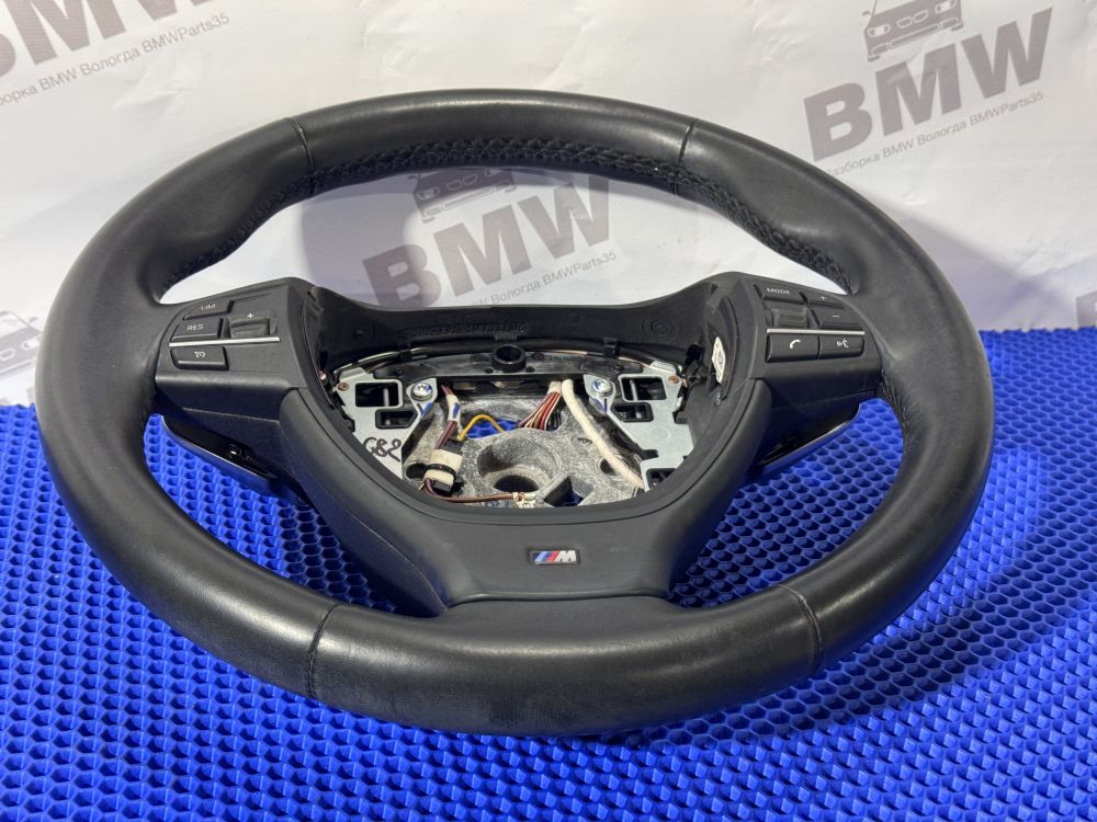 М руль  BMW F10 без обогрева, лепестки