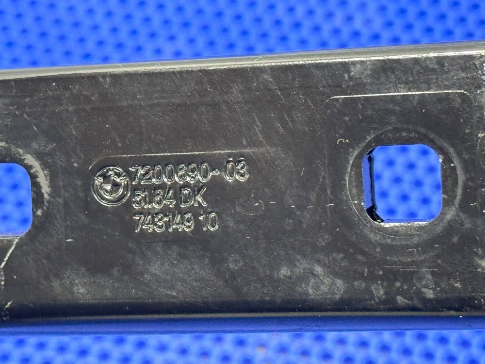 Верхняя планка телевизора bmw f10, f11, f13