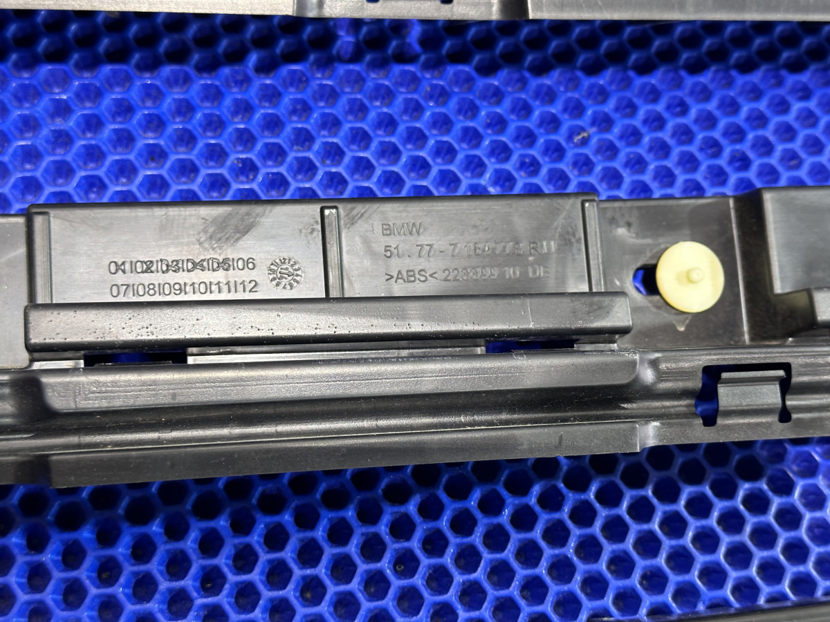 Рейка крепления порога BMW F10, F11, F18