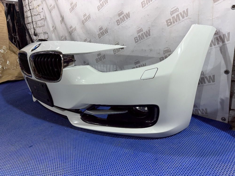 Бампер передний BMW F30 оригинал в сборе, цвет 300