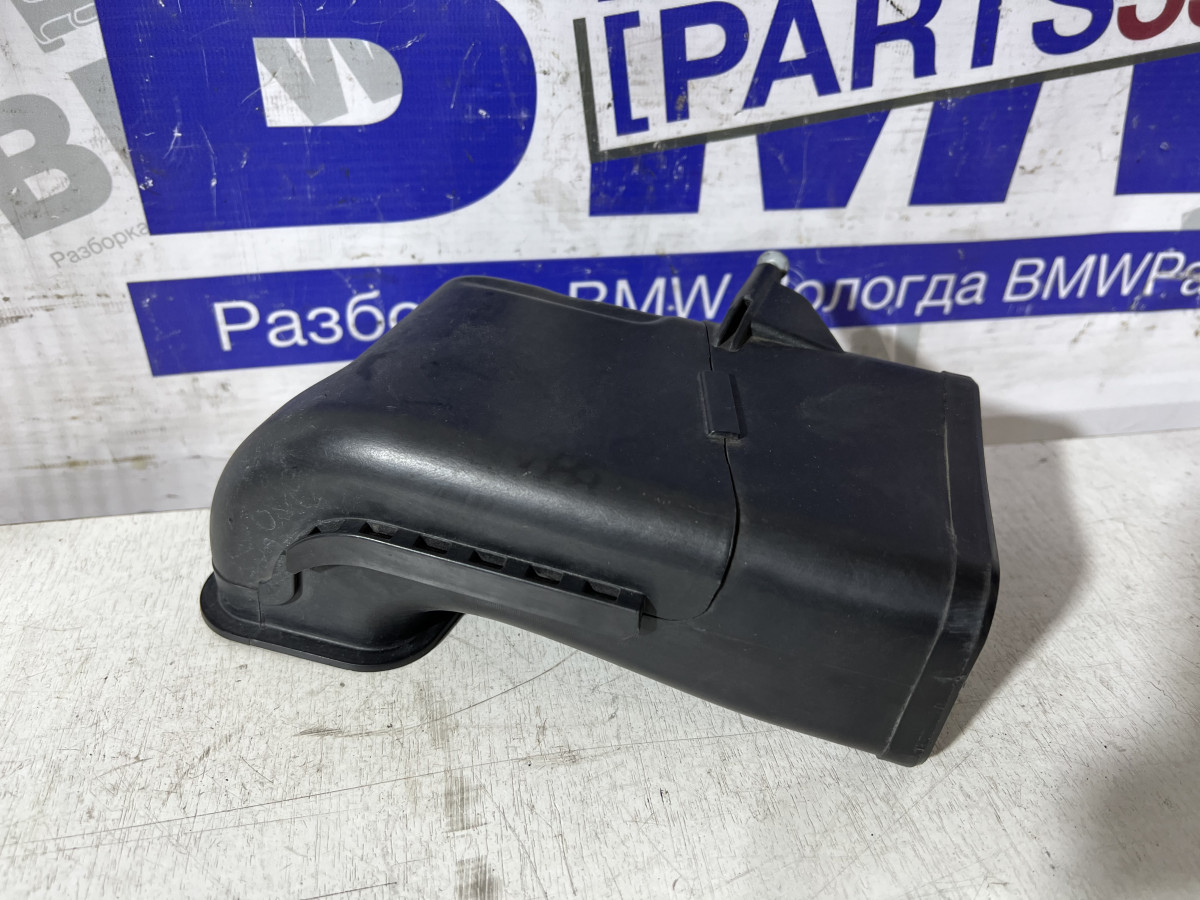 Патрубок к воздушному фильтру BMW F10, F07, F01