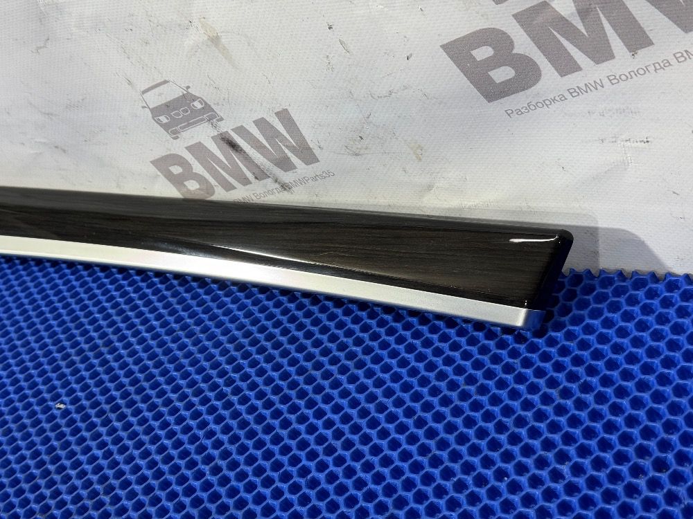 Накладка правой двери BMW F10 Fineline
