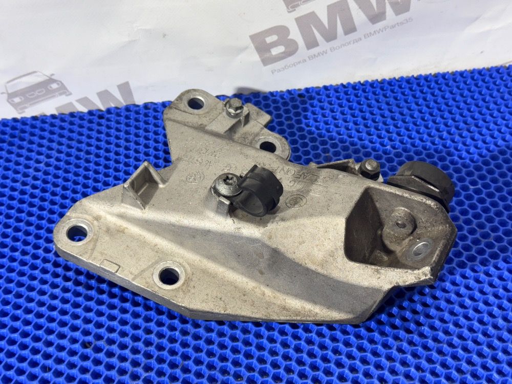 Кронштейн двигателя левый BMW E90, E87, E81 N52