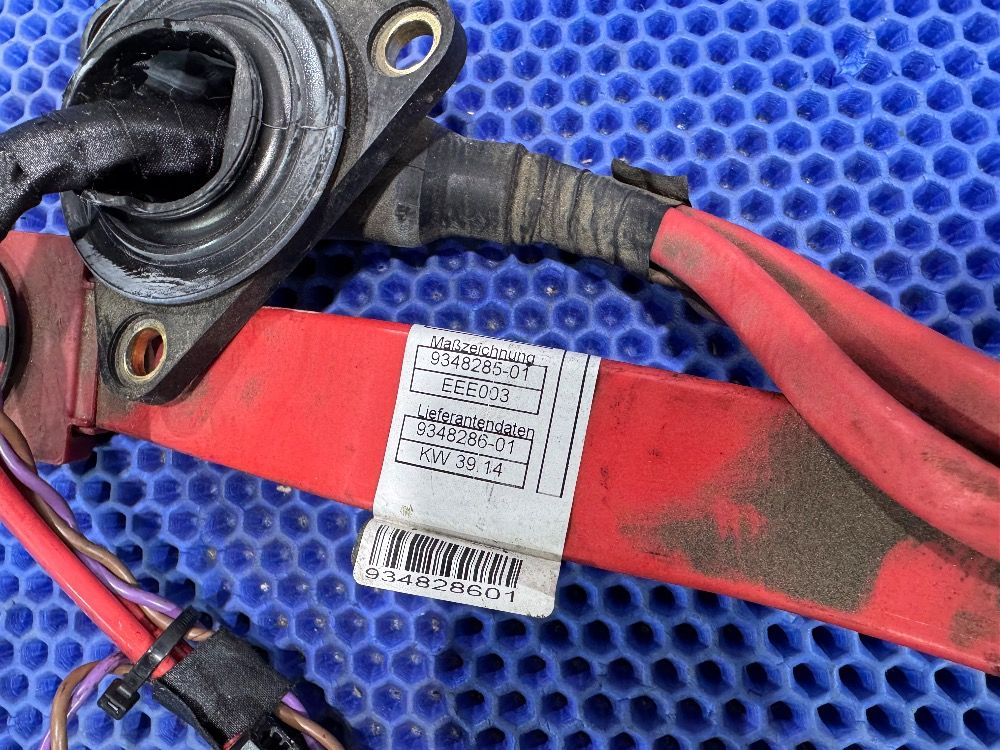 Провод плюсовой BMW F10 N47, N57, N55