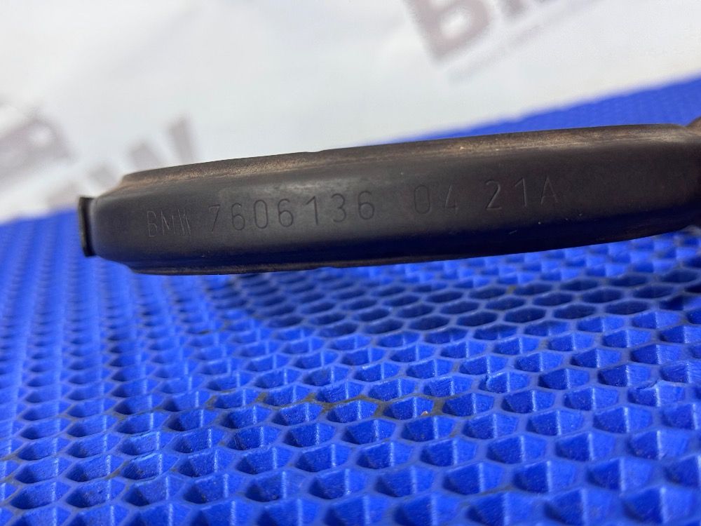 Хомут катализатора BMW F10, F30, F15