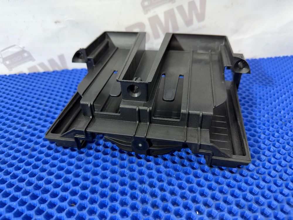 Кронштейн ЭБУ BMW F30, F25, F20, F32, F36