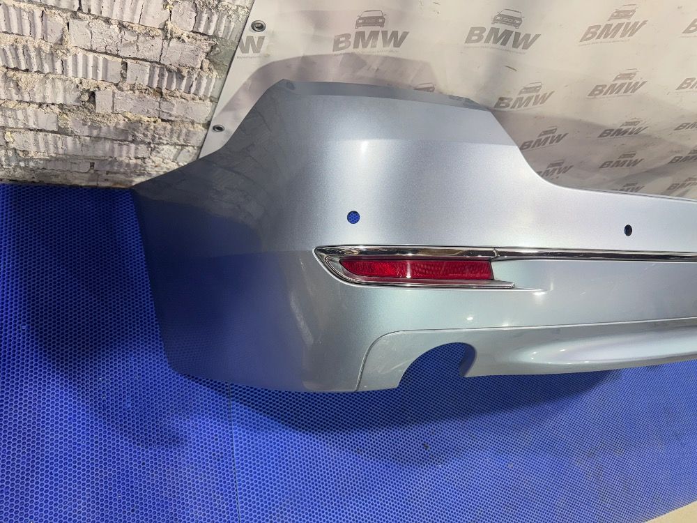 Задний бампер BMW F10 LCI  Luxury под 2 трубы