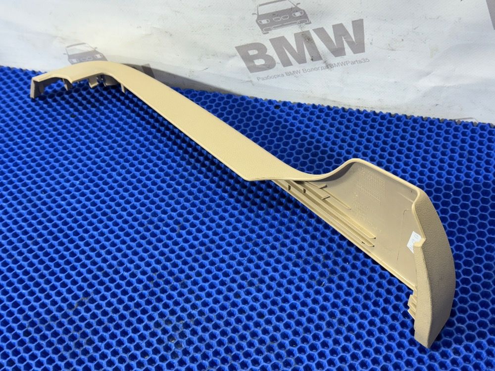 Накладка правого сидения BMW F10 LCI цвет VENETOBE