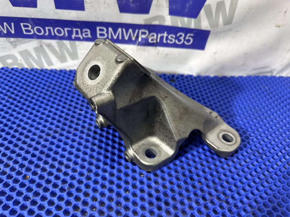 Кронштейн двигателя правый BMW F10,  F01 мотор N55
