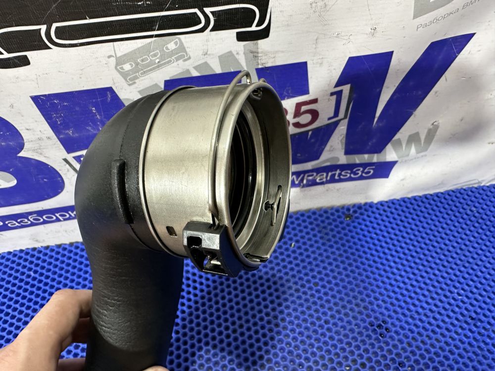Патрубок интеркулера BMW F10, F01, F07 мотор N55