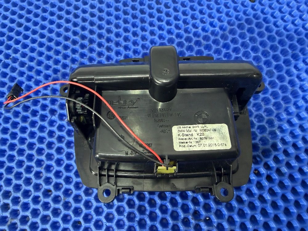 Пепельница консоли BMW F10, F11, F18