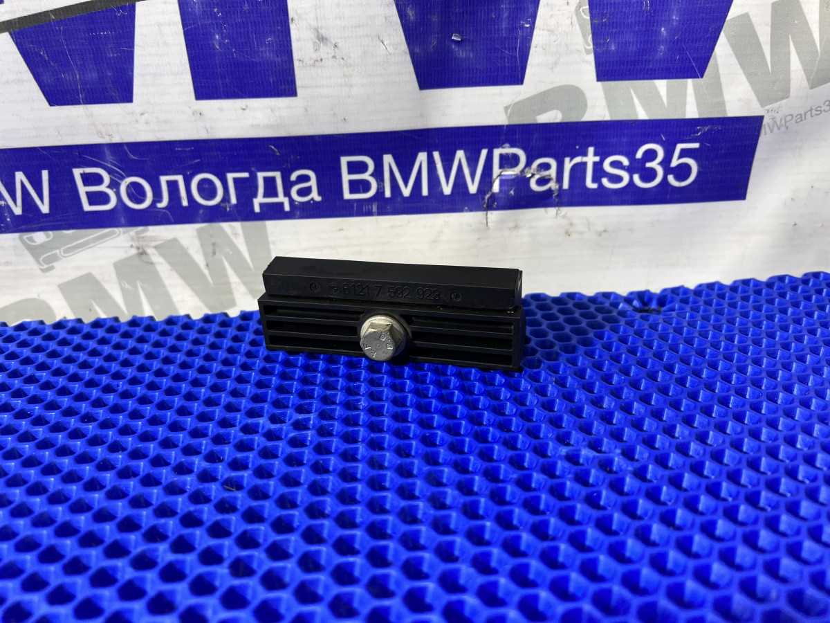 Крепление аккумулятора BMW F10, F07
