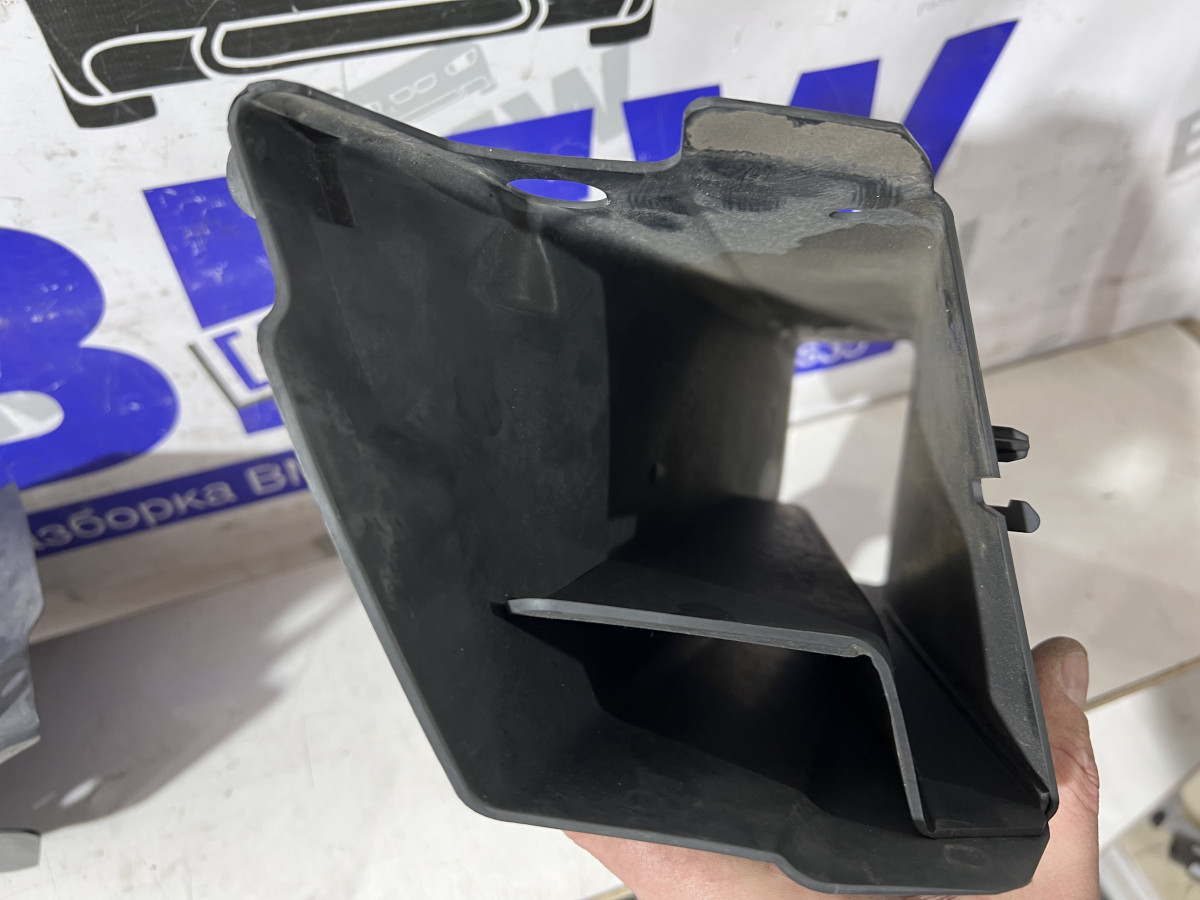 Воздуховод тормоза BMW F10 Рестайл