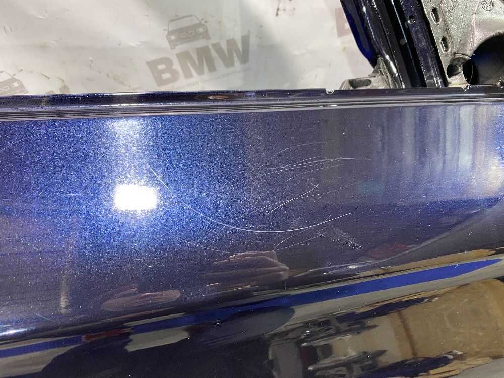 Передняя правая дверь BMW F10 цвет 416 Carbon Schw