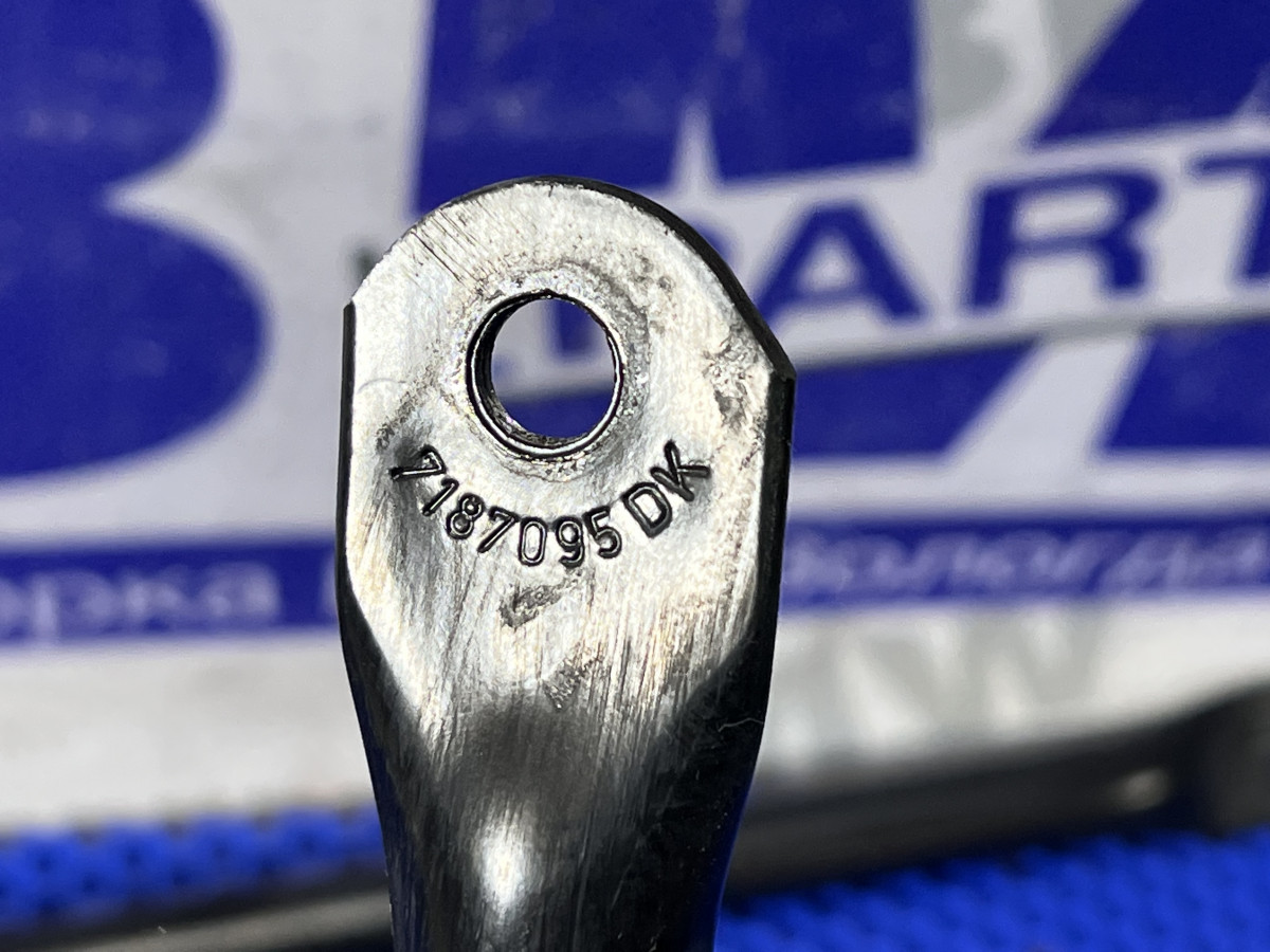 Распорка передней панели BMW F10, F01, F07