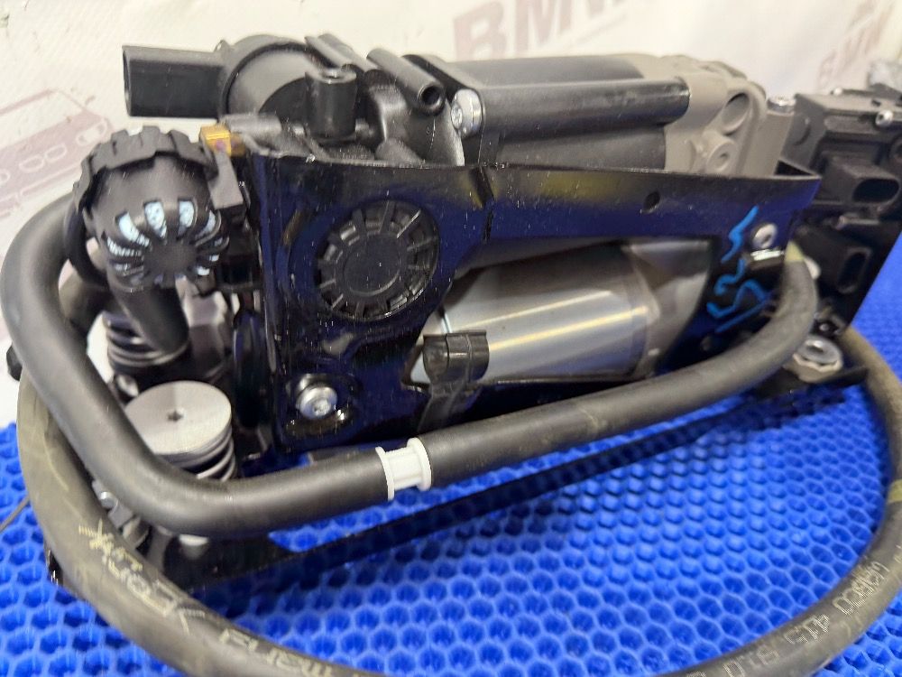 Компрессор пневмо BMW F07, F01, F11 не оригинал