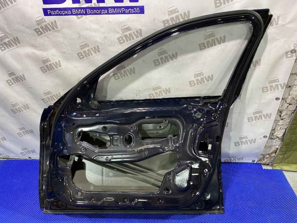 Передняя правая дверь BMW F10 цвет 416 Carbon Schw