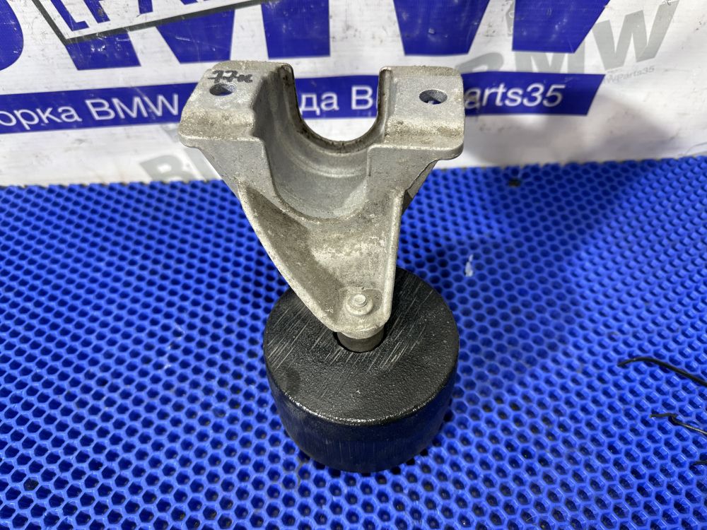 Демпфер задний BMW F10, F01, F07 правый