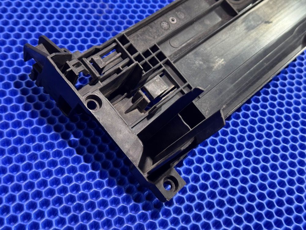 Рамка радиатора BMW F10, F01, F07