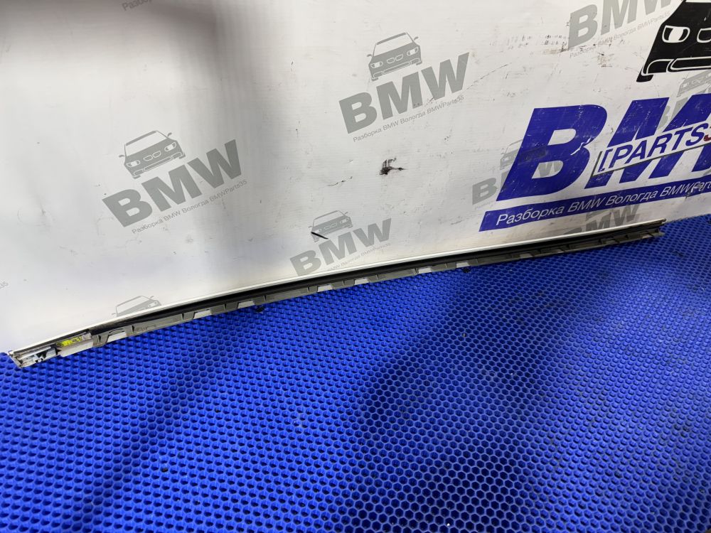 Молдинг крыши BMW F11 левый, цвет 300 белый