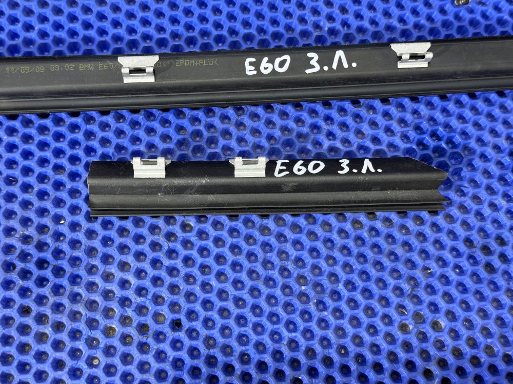Бархотки задней левой двери bmw e60, e61