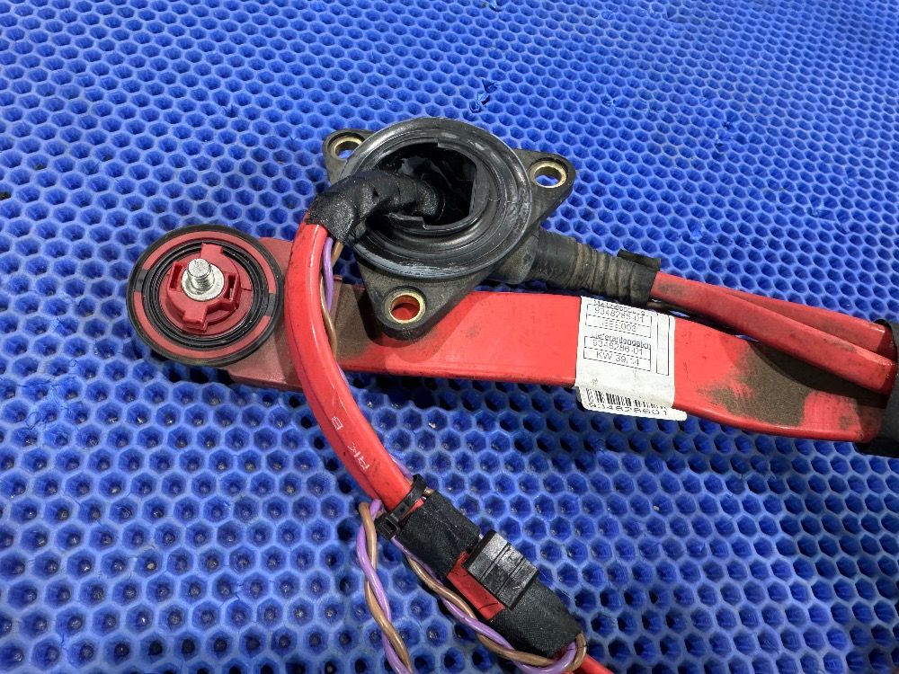 Провод плюсовой BMW F10 N47, N57, N55