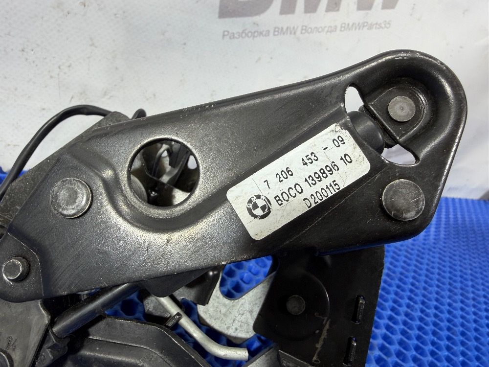 Замок капота BMW F10, F07, F01 левый