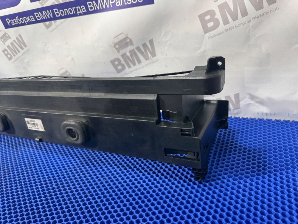 Кронштейн радиатора BMW F10, F01 мотор N55, N57