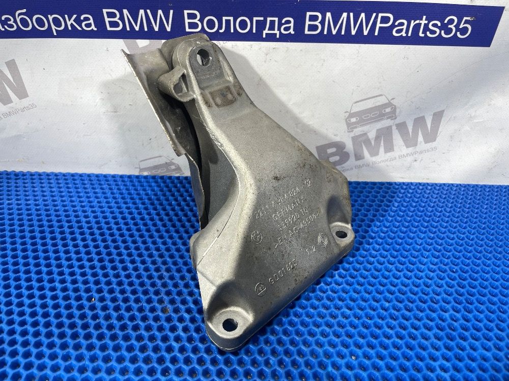Кронштейн двигателя правый BMW F30, F25 xDrive