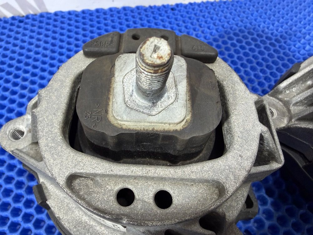Подушки двигателя BMW F30, F32, F34 мотор N55, B58
