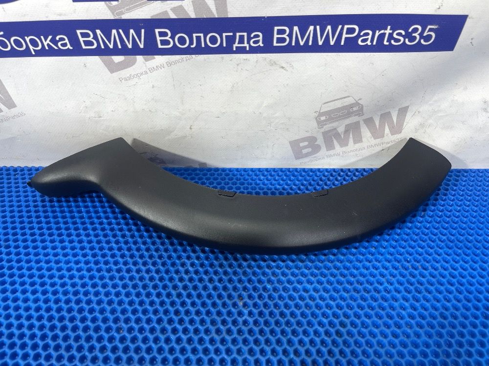 Облицовка петли багажника правая BMW F30 Оригинал