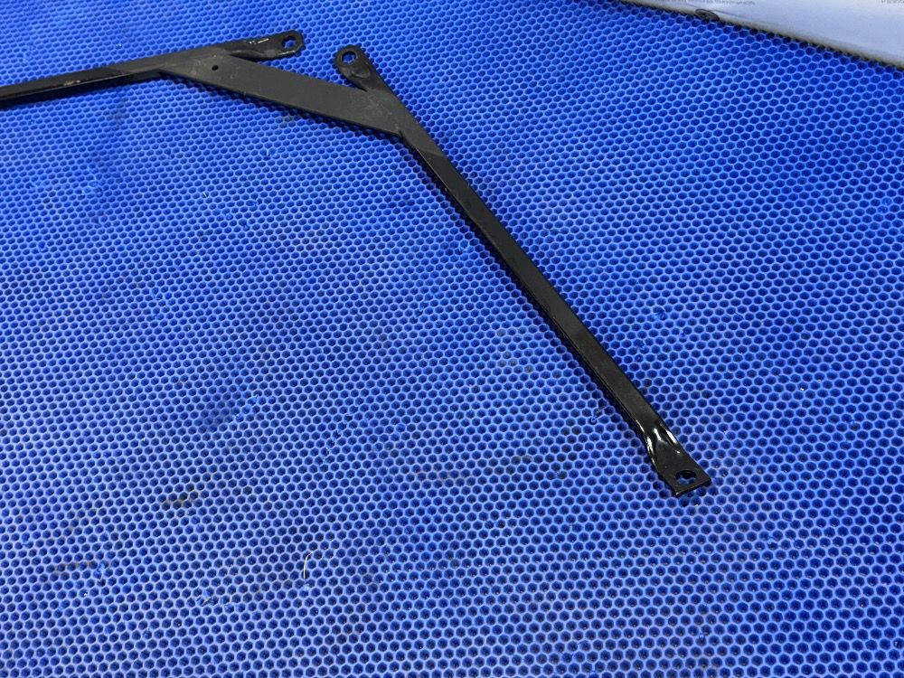 Распорка стоек BMW F30, F20, F34, F32, F36
