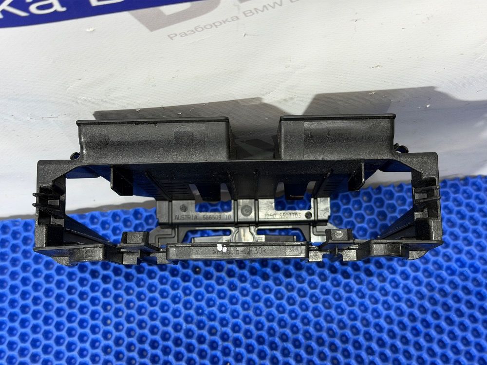 Кронштейн ЭБУ BMW F30, F25, F20, F32, F36