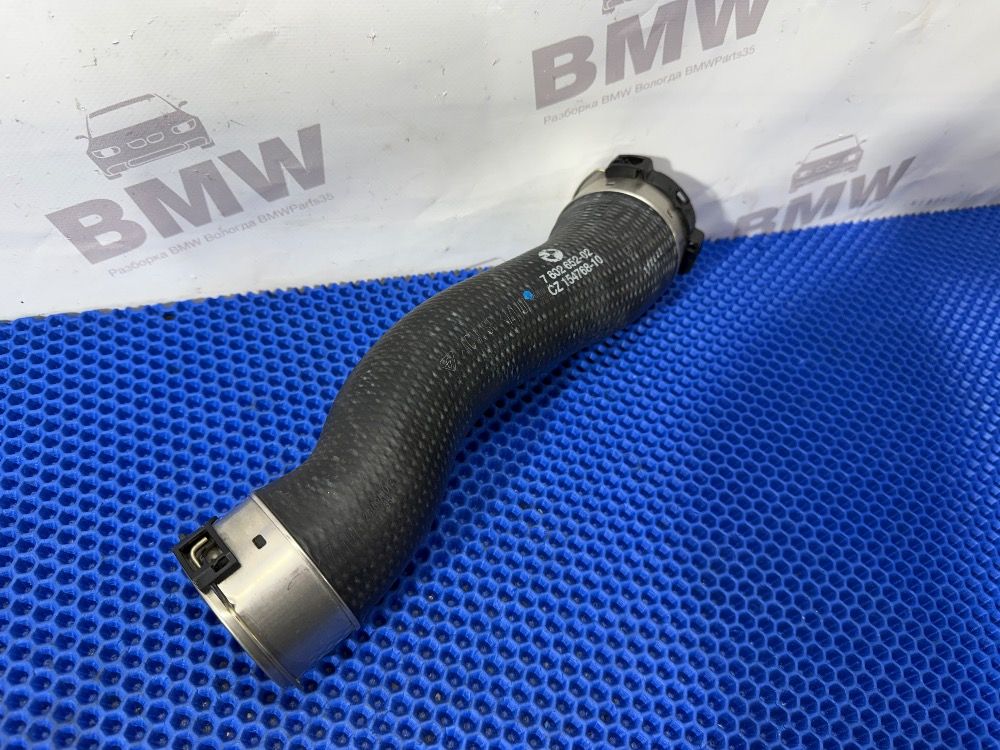 Патрубок интеркулера BMW F30, F32, F34, F20 N55
