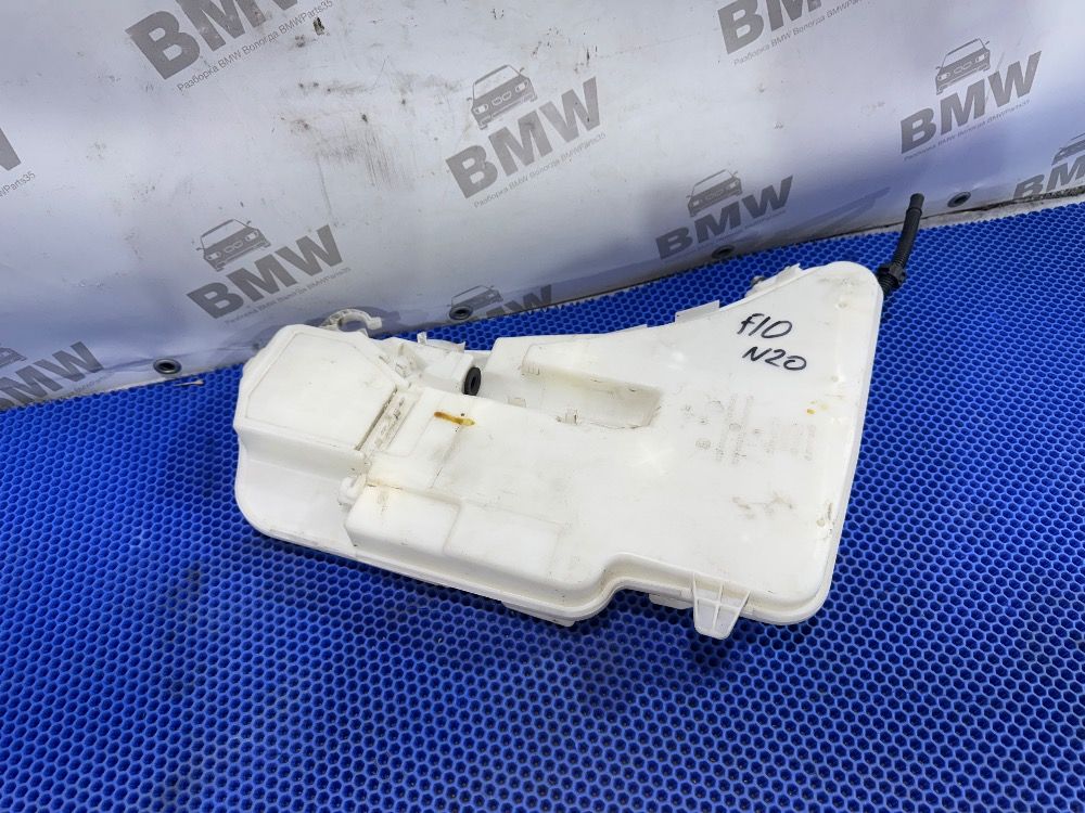 Бачок стеклоомывателя  BMW F10, F07, F01