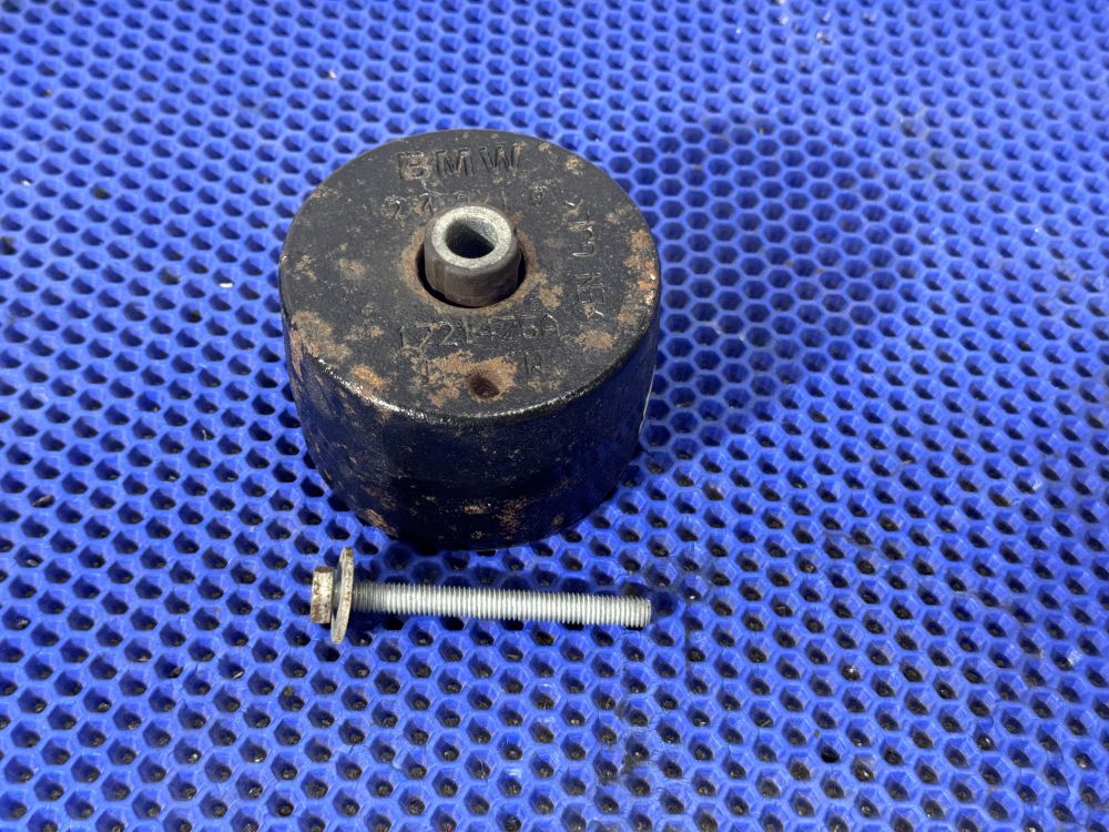 Демпфер BMW G30, G05, G06, G07