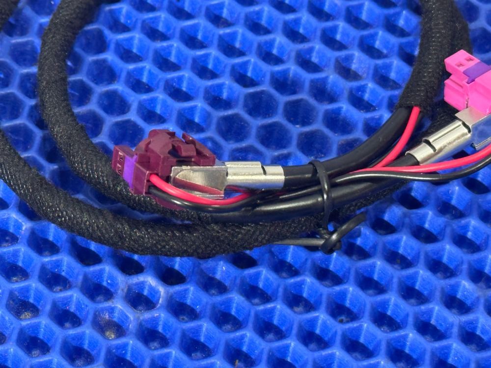 Провод монитора NBT BMW F10, F30, F25 и т.п