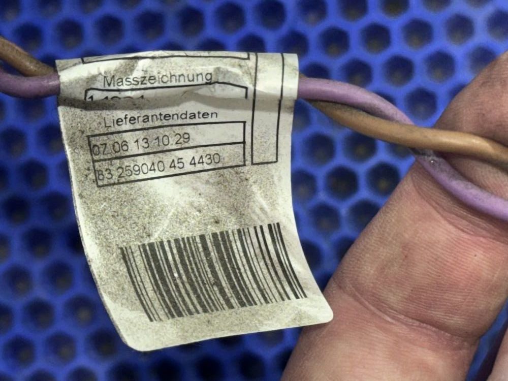 Провод плюсовой BMW F10, F11, F06 с Японии