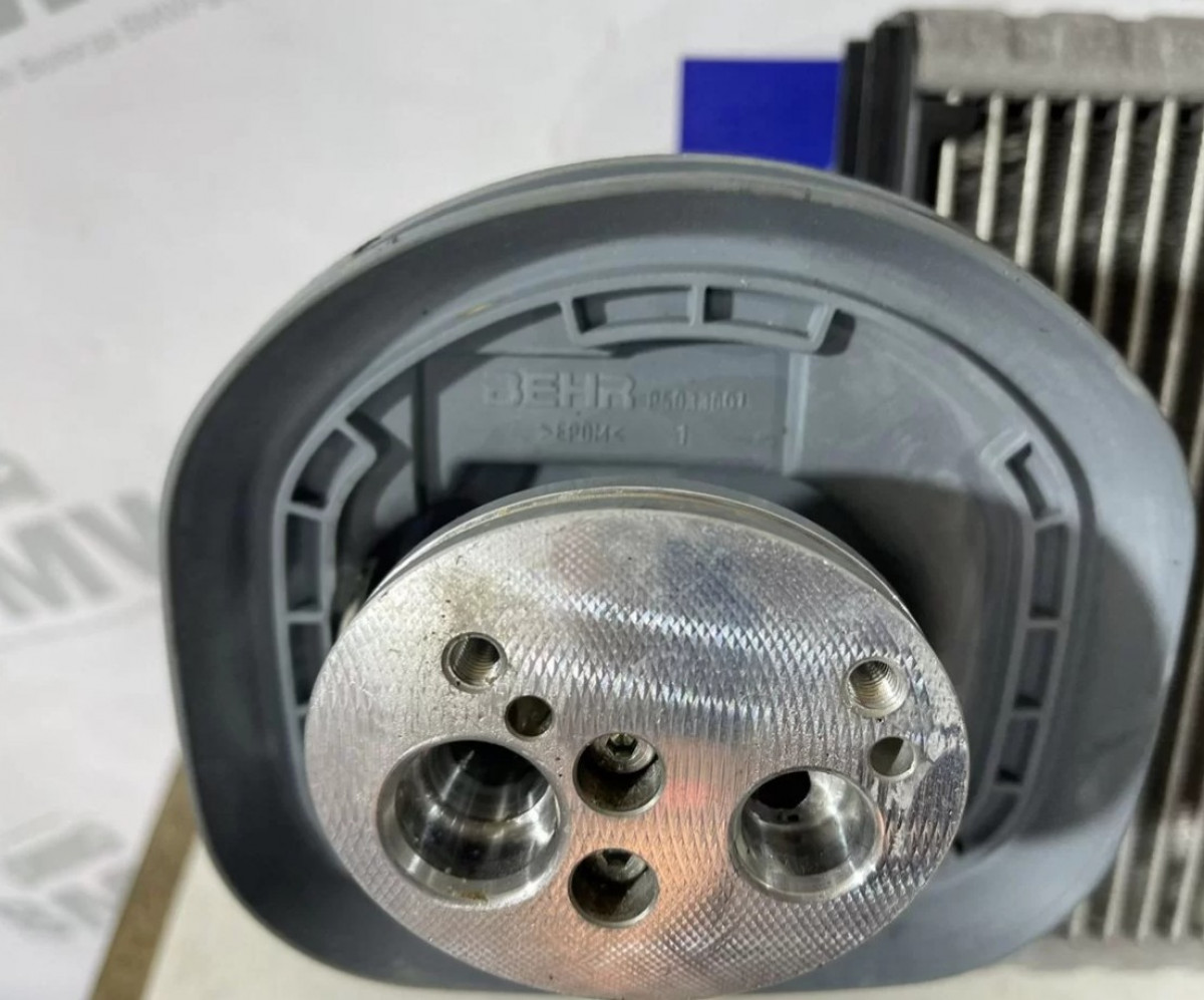 Испаритель кондиционера BMW F01, F07, F10, F11, F1