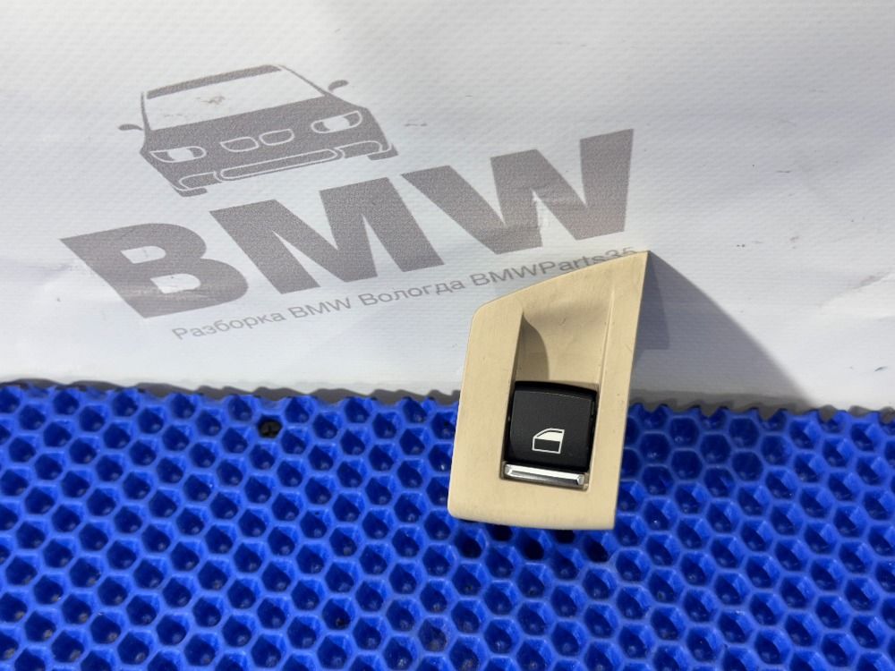 Кнопка cтеклоподъемника  BMW F10, F07, F01