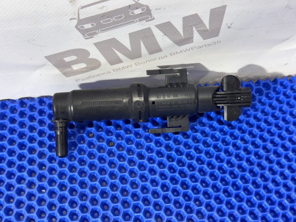 Левая форсунка омывателя фары BMW F10, F07