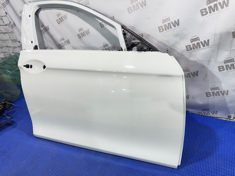 Правая дверь BMW F10 Alpinweiss 300 крашенная