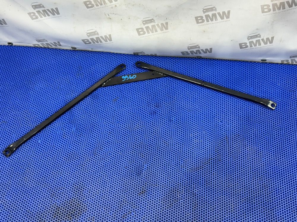 Распорка стоек BMW F30, F20, F34, F32, F36